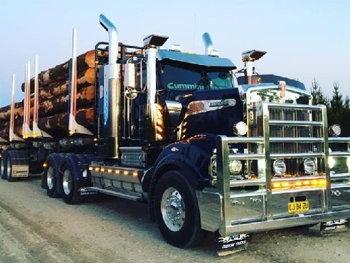 American City Truck Transporting img